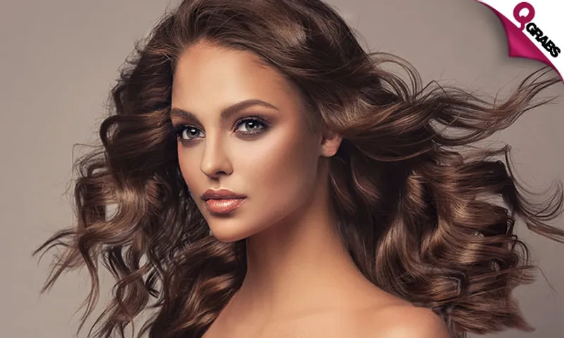 Hairstyling Services: Cut, Wavy & Blow-Dry!